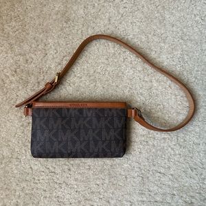 MICHAEL KORS belt bag